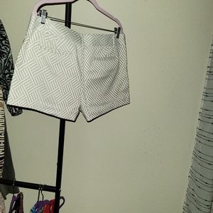 Metaphor cream and white print size 12 shorts.